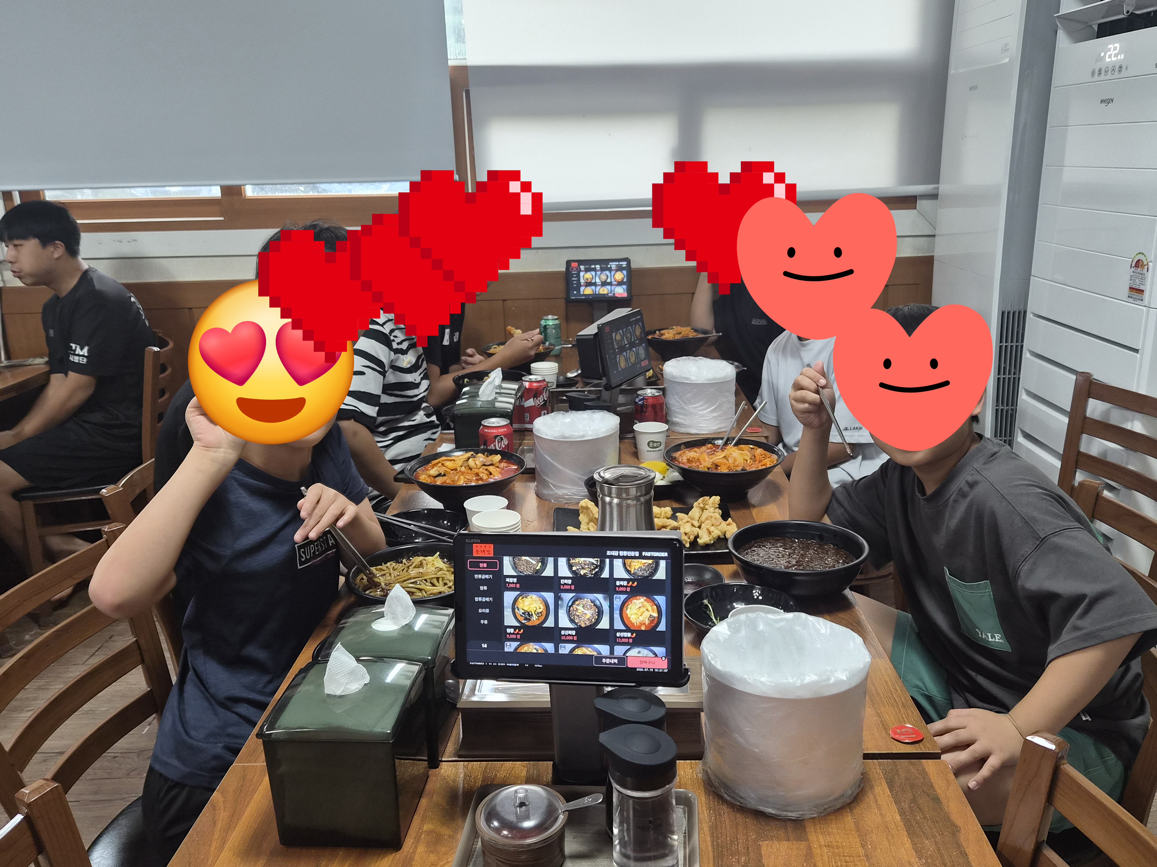 용이의 10번째 생일을 축하합니다
